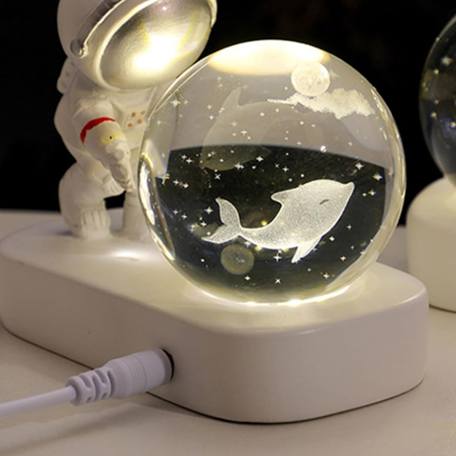 Crystal Ball Decor - Astronaut Crystal Ball Lamp Birthday Gift