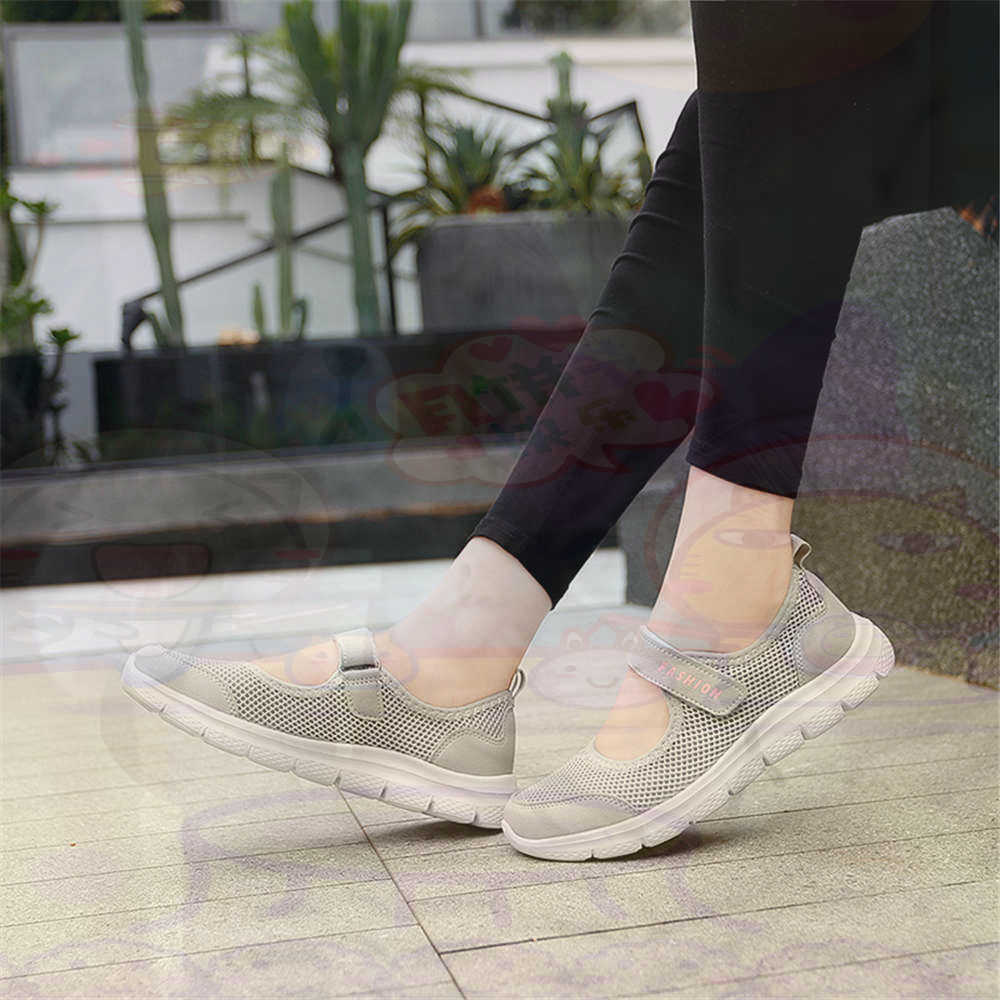 Luxury Lifestyle Goods - Number 40 Net Womens Tennis Shoes