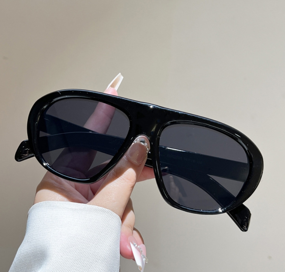New Oversized Pilot Sunglasses - огляд і ціна Luxury Zone