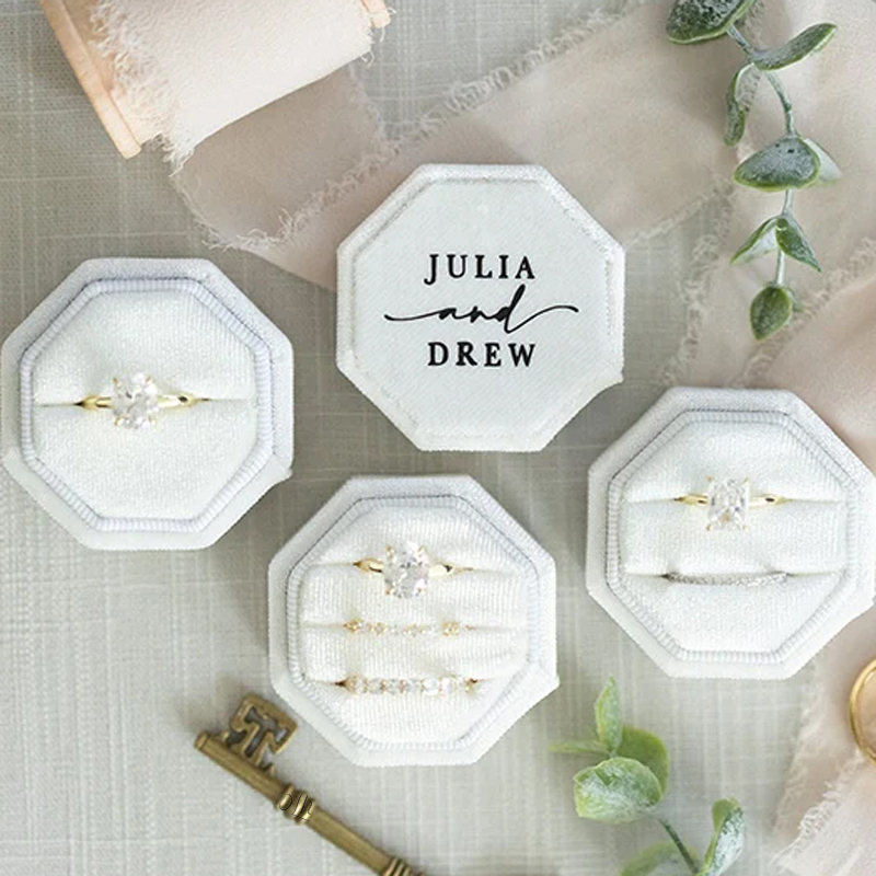 Custom Wedding Rings Box One T - огляд і ціна Velvet Jewelry Box